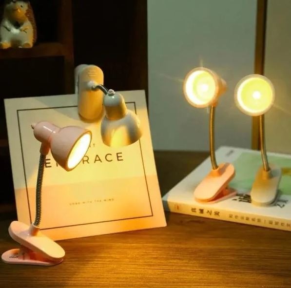 Mini LED Book Light – Clip, Read & Enjoy Anywhere! (پارسل کھولیں، تسلی کے بعد پیمنٹ کریں)