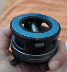 360° Magnetic Car Phone Holder – Strong Vacuum Mount, Rotatable & Self-Adhesive